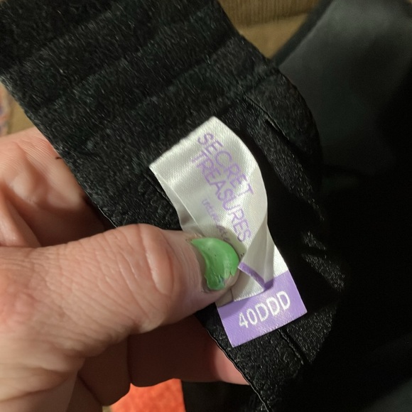 Secret Treasures intimates 40DDD bra New Without Tags - Picture 6 of 8